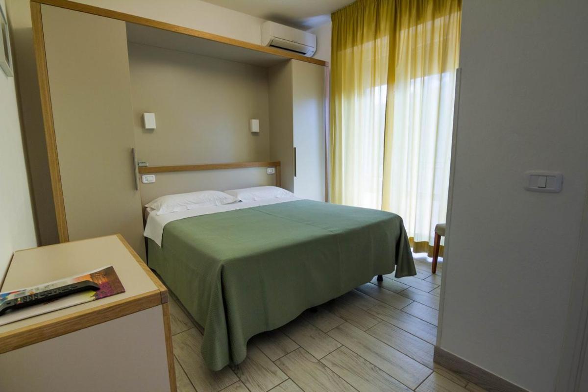 Hotel Mirella Castiglione della Pescaia Kamer foto